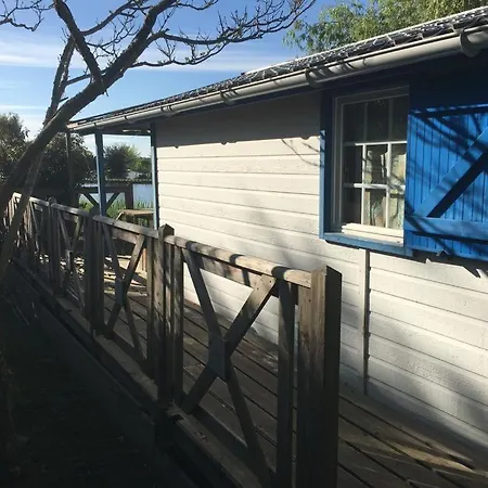 Wooden Chalet, For 4 People Air-conditioned * Saint-Cyr-en-Talmondais