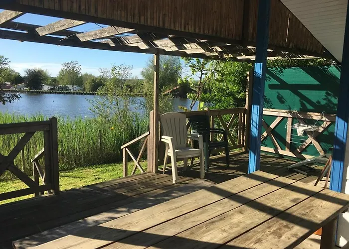 Alpstuga Wooden Chalet, For 4 People Air-conditioned