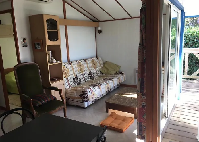 Wooden Chalet, For 4 People Air-conditioned Alpstuga Saint-Cyr-en-Talmondais