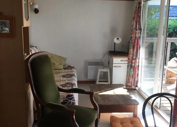 Wooden Chalet, For 4 People Air-conditioned Saint-Cyr-en-Talmondais